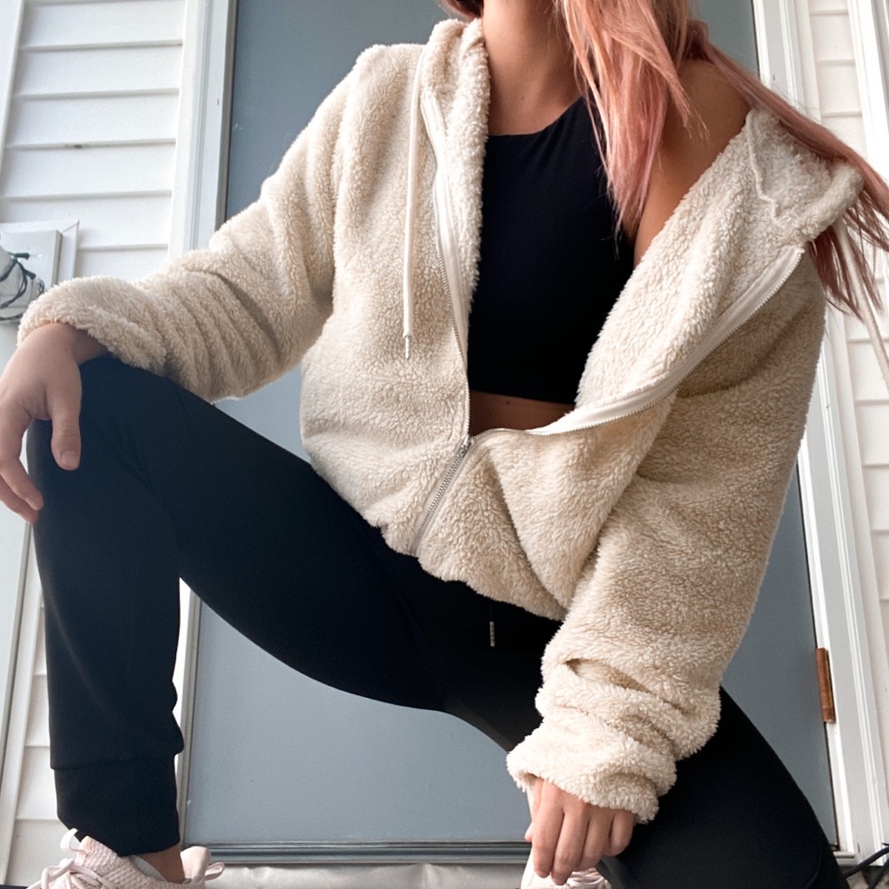 FUZZY SHERPA ZIP UP